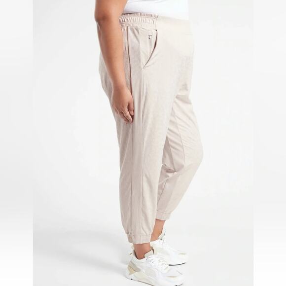 NWT Athleta Brooklyn Textured Jogger "Leopard Abalone Grey" Plus Size 20 - Picture 11 of 15